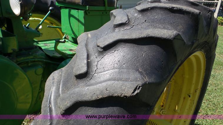 image for item DA8784 John Deere 70 tractor