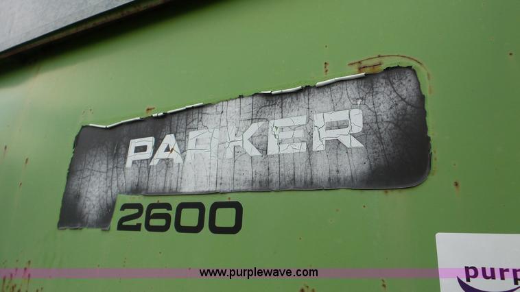 image for item DA8818 Parker 2600 gravity wagon