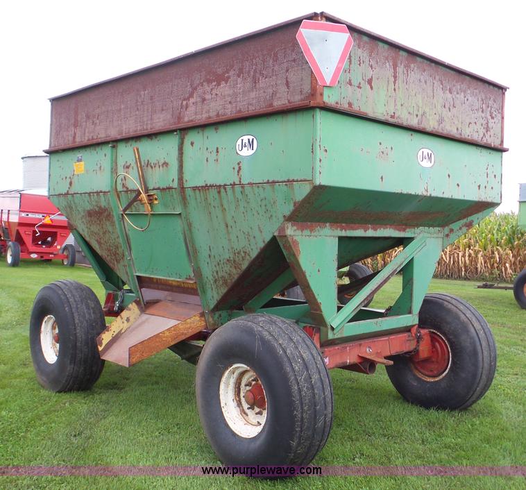 image for item DA8819 J&M gravity wagon