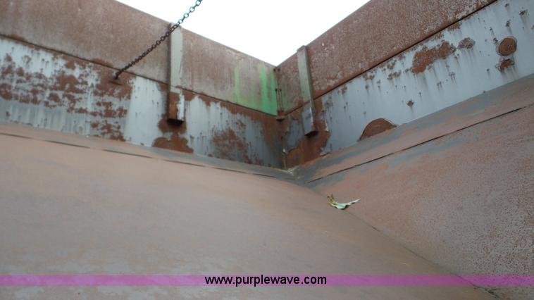 image for item DA8819 J&M gravity wagon