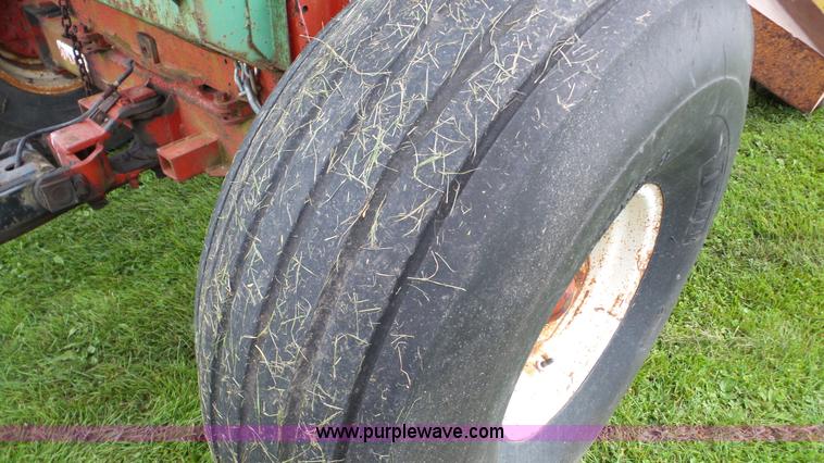 image for item DA8819 J&M gravity wagon