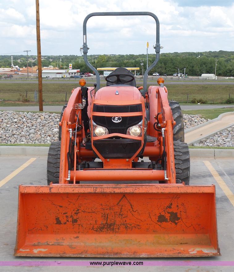image for item DB4518 2009 Kubota L3240DT MFWD tractor