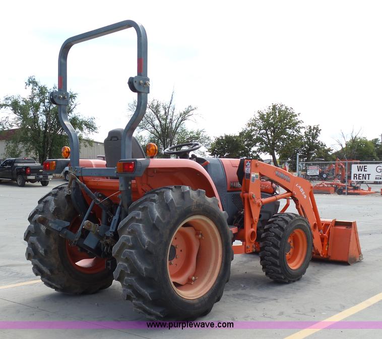 image for item DB4518 2009 Kubota L3240DT MFWD tractor