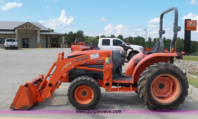 image for item DB4518 2009 Kubota L3240DT MFWD tractor