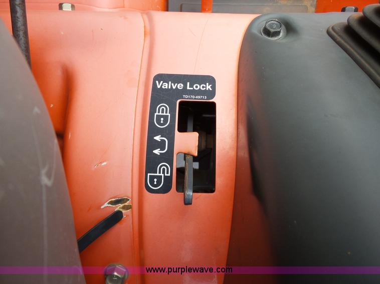 image for item DB4518 2009 Kubota L3240DT MFWD tractor