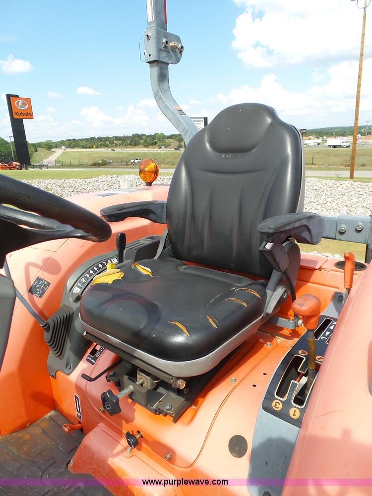 image for item DB4518 2009 Kubota L3240DT MFWD tractor