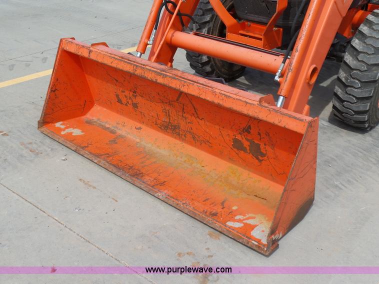 image for item DB4518 2009 Kubota L3240DT MFWD tractor