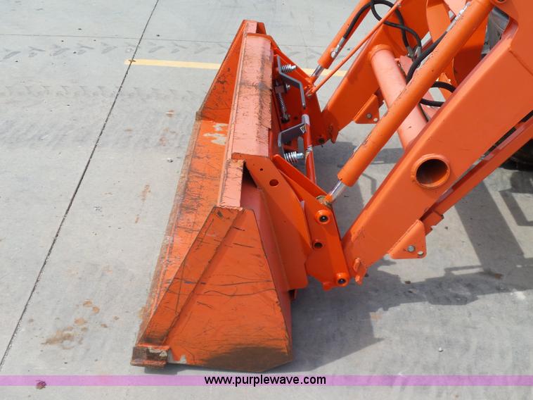 image for item DB4518 2009 Kubota L3240DT MFWD tractor