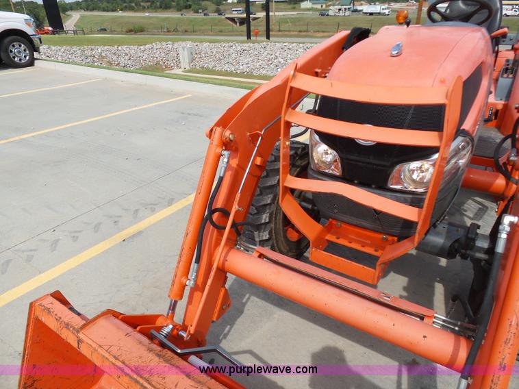 image for item DB4518 2009 Kubota L3240DT MFWD tractor
