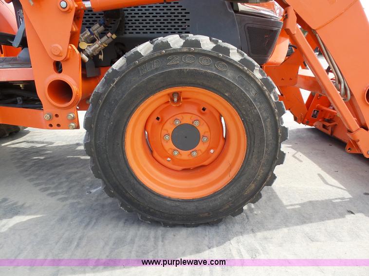 image for item DB4518 2009 Kubota L3240DT MFWD tractor
