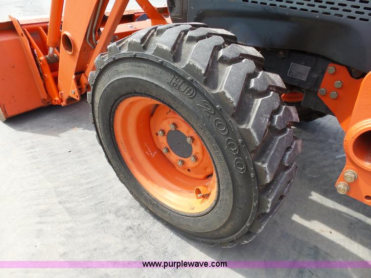 image for item DB4518 2009 Kubota L3240DT MFWD tractor