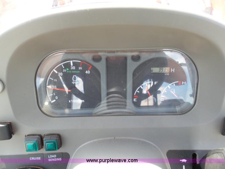 image for item DB4519 2014 Mahindra 5010HST MFWD tractor