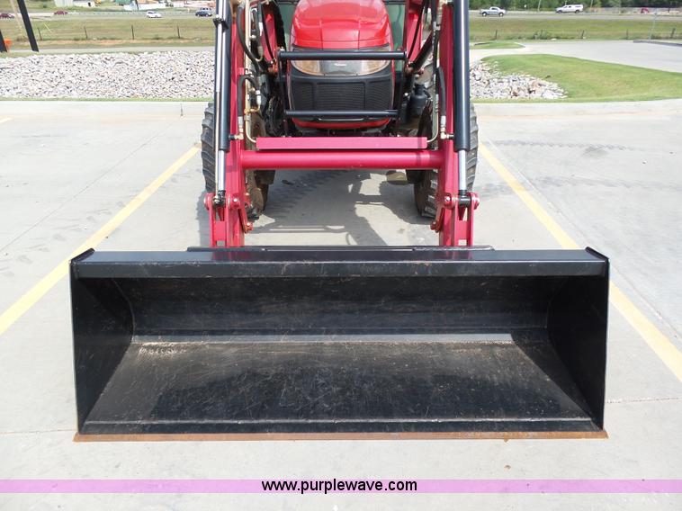 image for item DB4519 2014 Mahindra 5010HST MFWD tractor