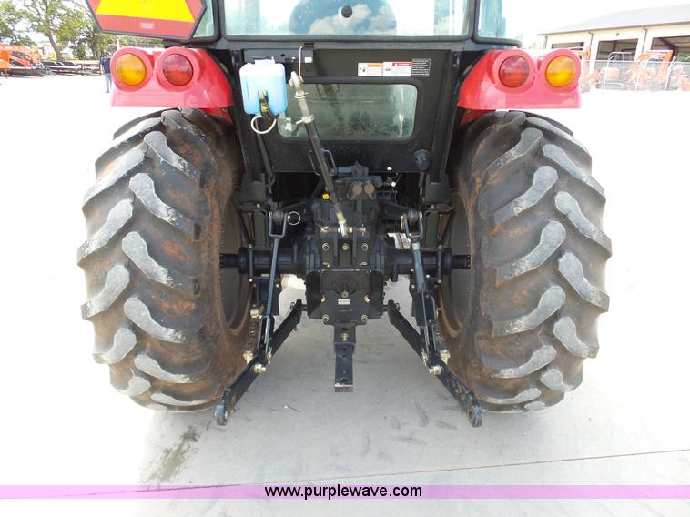 image for item DB4519 2014 Mahindra 5010HST MFWD tractor