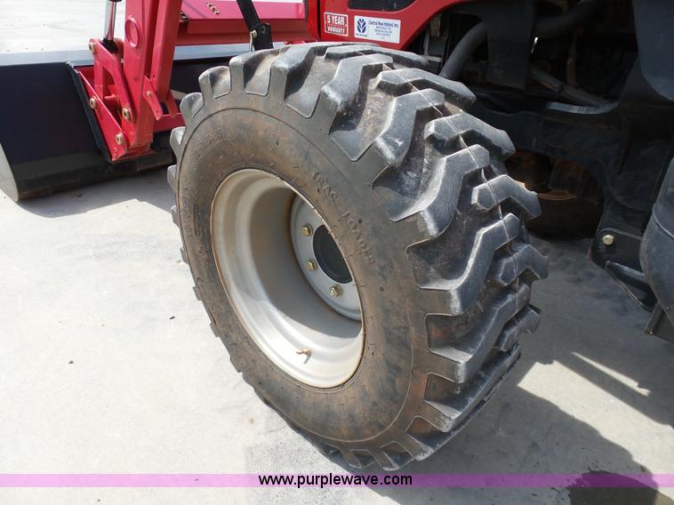 image for item DB4519 2014 Mahindra 5010HST MFWD tractor