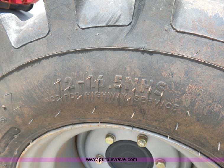 image for item DB4519 2014 Mahindra 5010HST MFWD tractor