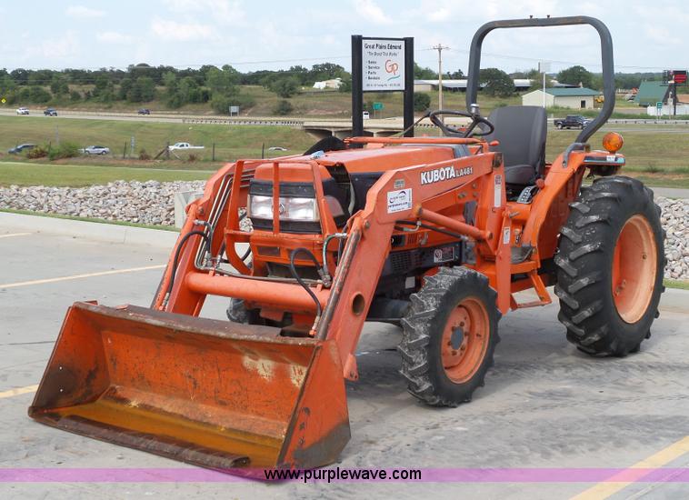 image for item DB4520 Kubota L3010GST MFWD tractor