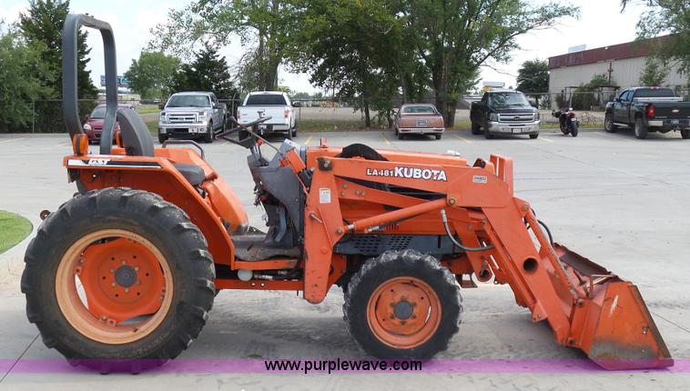 image for item DB4520 Kubota L3010GST MFWD tractor