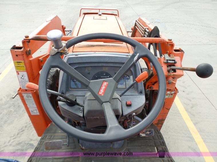 image for item DB4520 Kubota L3010GST MFWD tractor