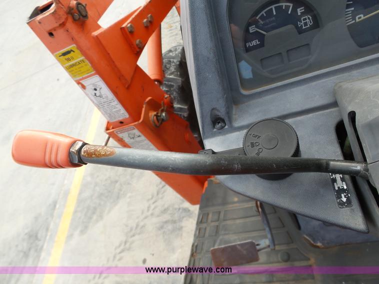 image for item DB4520 Kubota L3010GST MFWD tractor