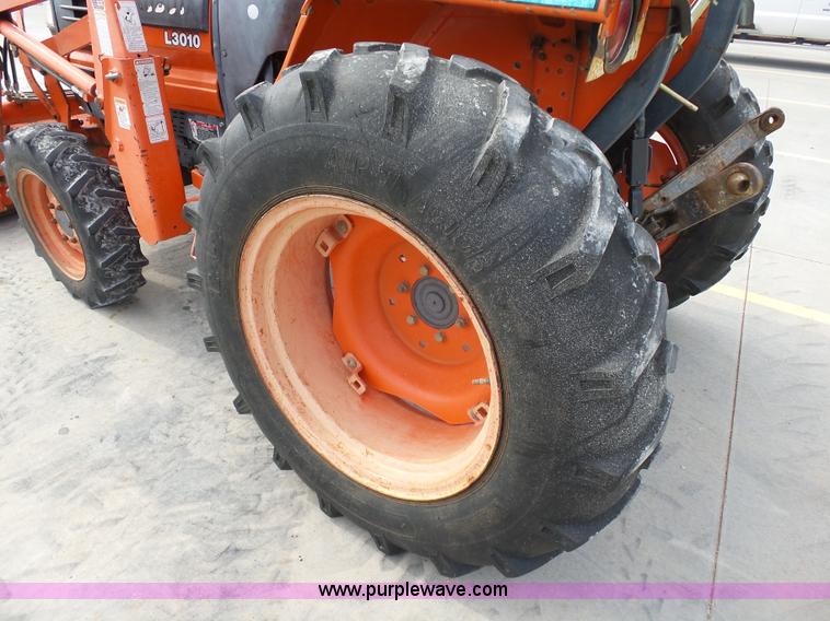 image for item DB4520 Kubota L3010GST MFWD tractor