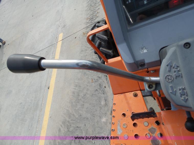 image for item DB4521 1985 Kubota L2250D MFWD tractor