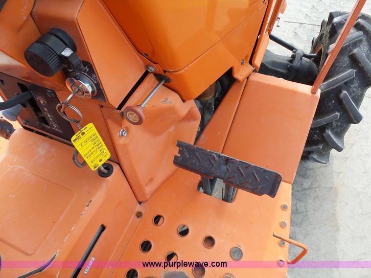 image for item DB4521 1985 Kubota L2250D MFWD tractor