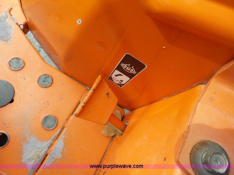 image for item DB4521 1985 Kubota L2250D MFWD tractor