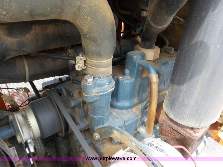 image for item DB4521 1985 Kubota L2250D MFWD tractor