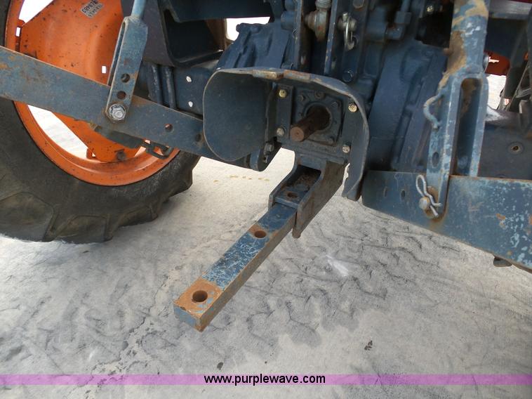 image for item DB4521 1985 Kubota L2250D MFWD tractor