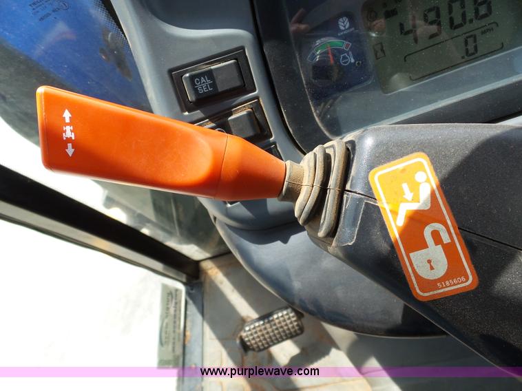 image for item DB4529 2009 New Holland TN60DA MFWD tractor