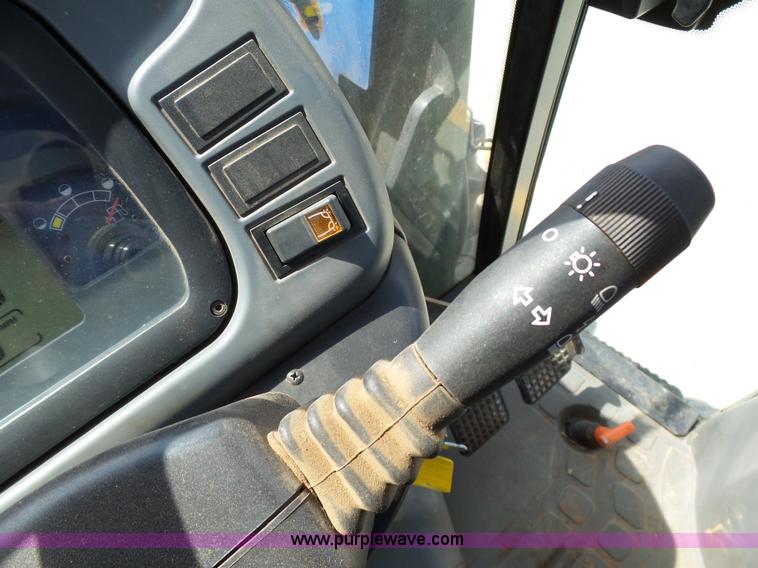 image for item DB4529 2009 New Holland TN60DA MFWD tractor