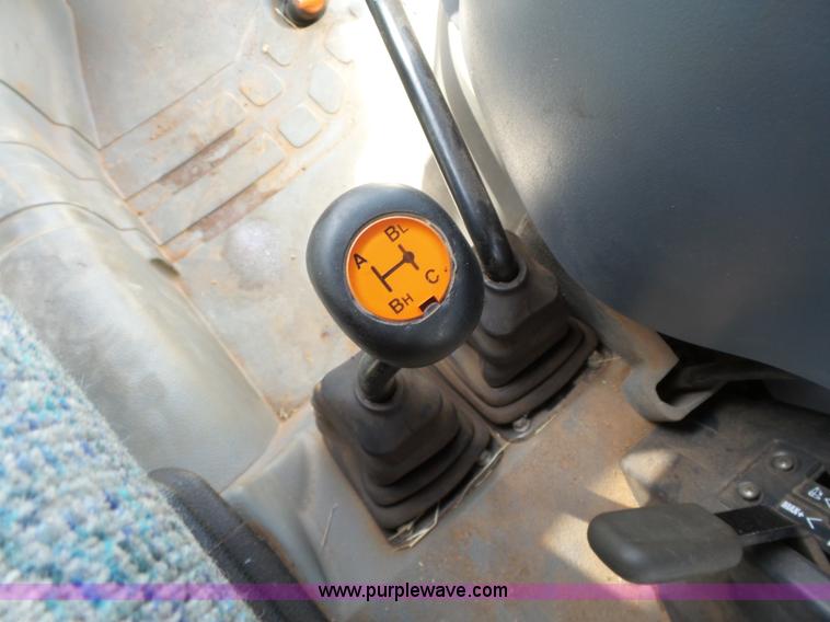 image for item DB4529 2009 New Holland TN60DA MFWD tractor