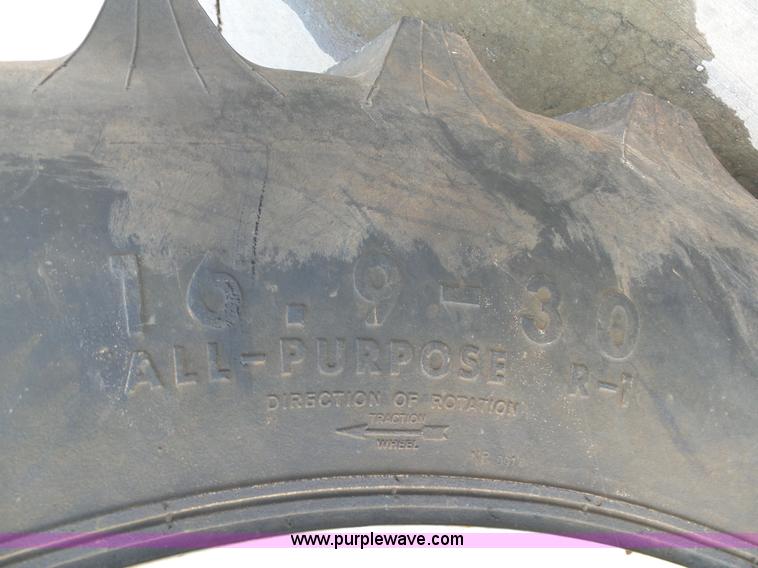 image for item DB4529 2009 New Holland TN60DA MFWD tractor