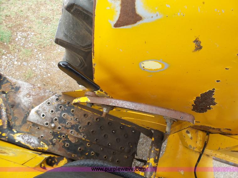 image for item DB4534 John Deere 401B tractor