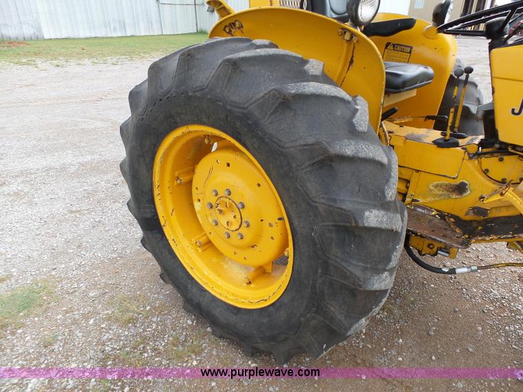 image for item DB4534 John Deere 401B tractor