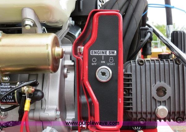 image for item F1835 2015 Easy-Kleen Magnum 4000 Series Gold pressure washer