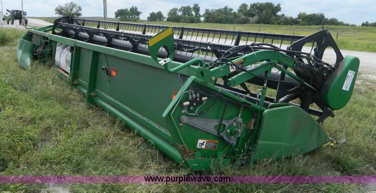 image for item J5088 2006 John Deere 635F flex head