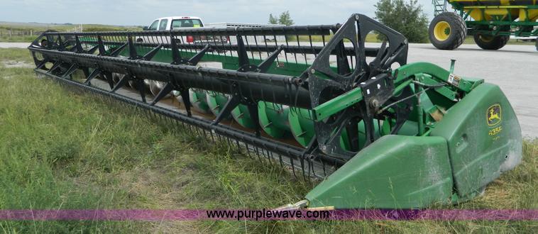 image for item J5088 2006 John Deere 635F flex head