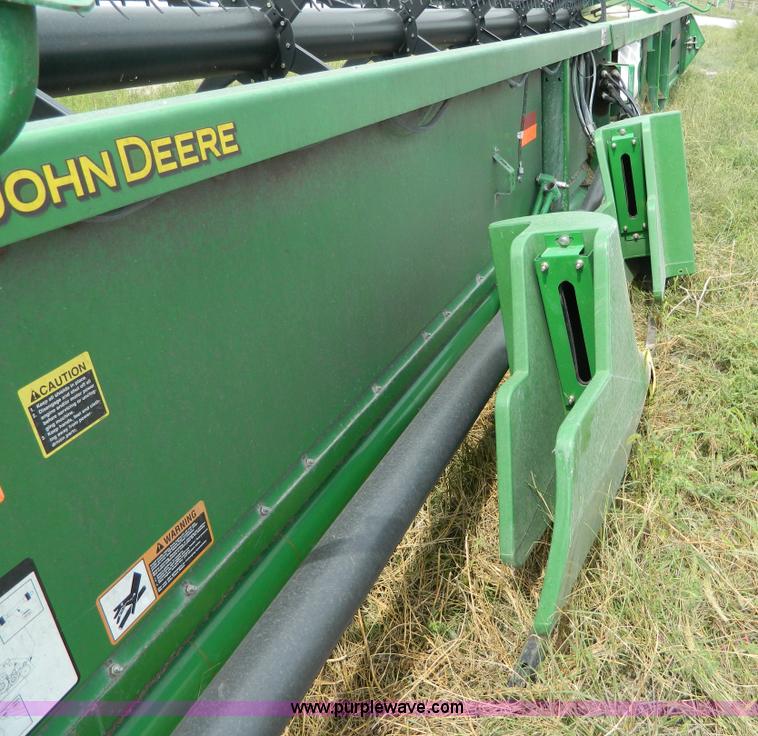 image for item J5088 2006 John Deere 635F flex head
