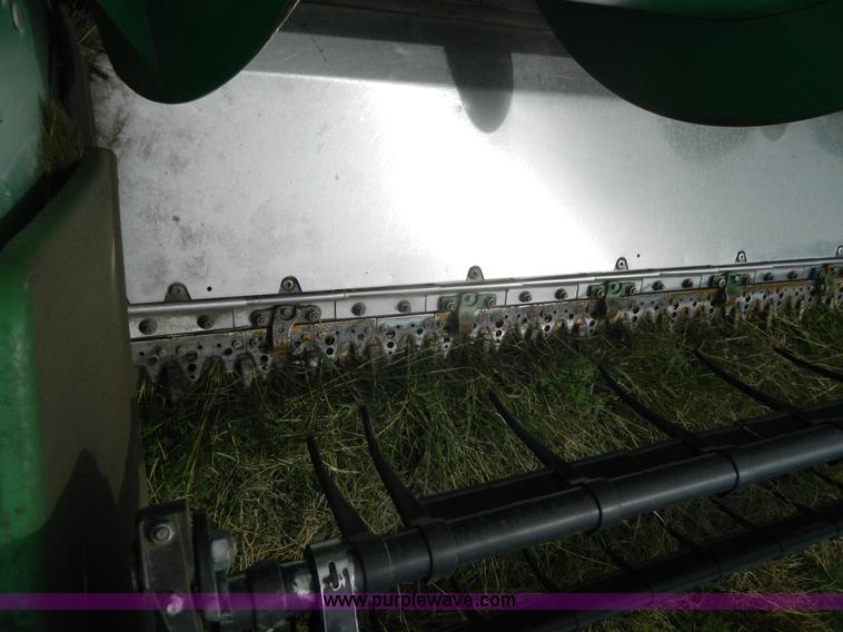 image for item J5088 2006 John Deere 635F flex head