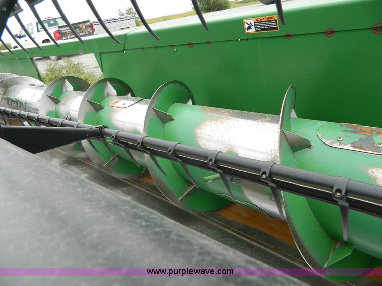 image for item J5088 2006 John Deere 635F flex head