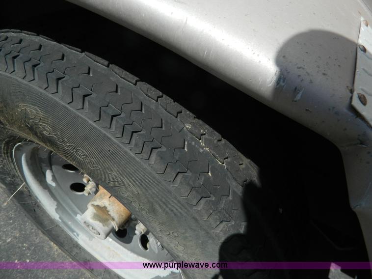 image for item J5109 2014 Liberty Travalong livestock trailer