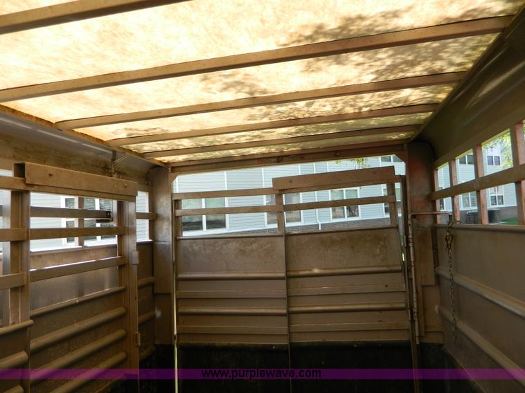 image for item J5109 2014 Liberty Travalong livestock trailer