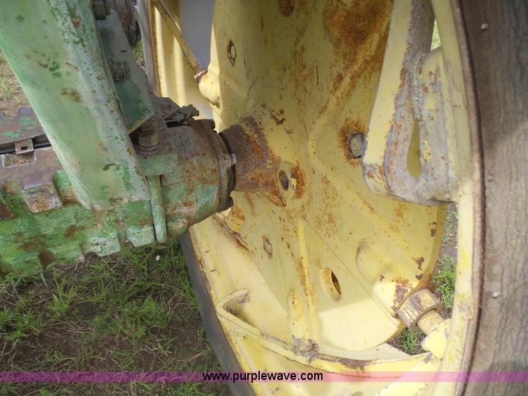 image for item J6007 1960 John Deere 2010 tractor