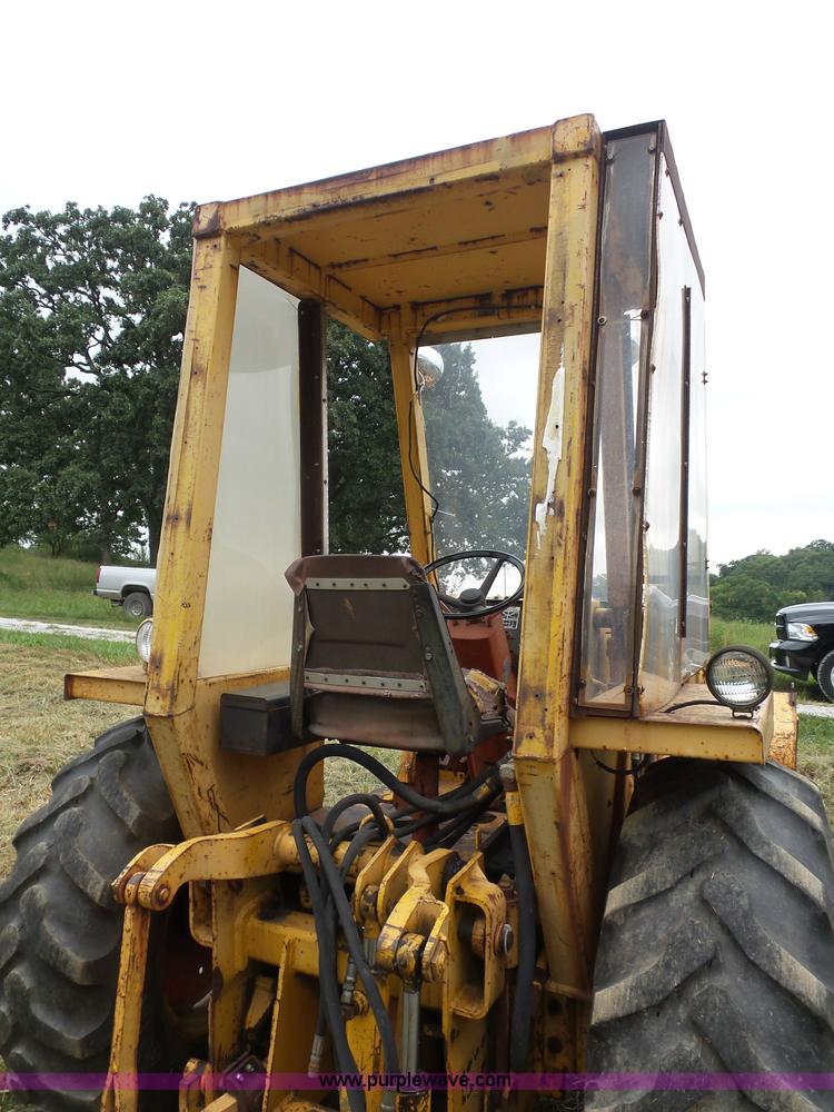 image for item K1612 Case 580B Construction King landscape tractor