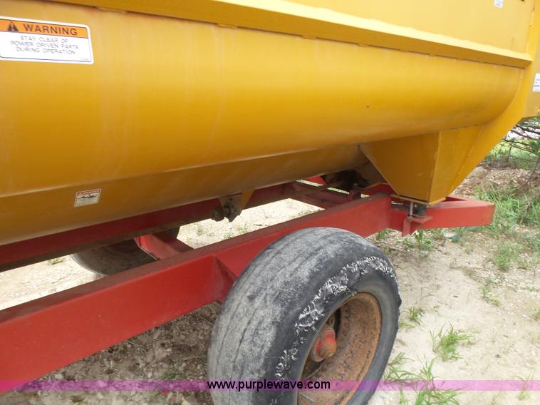 image for item K3079 Knight feed wagon