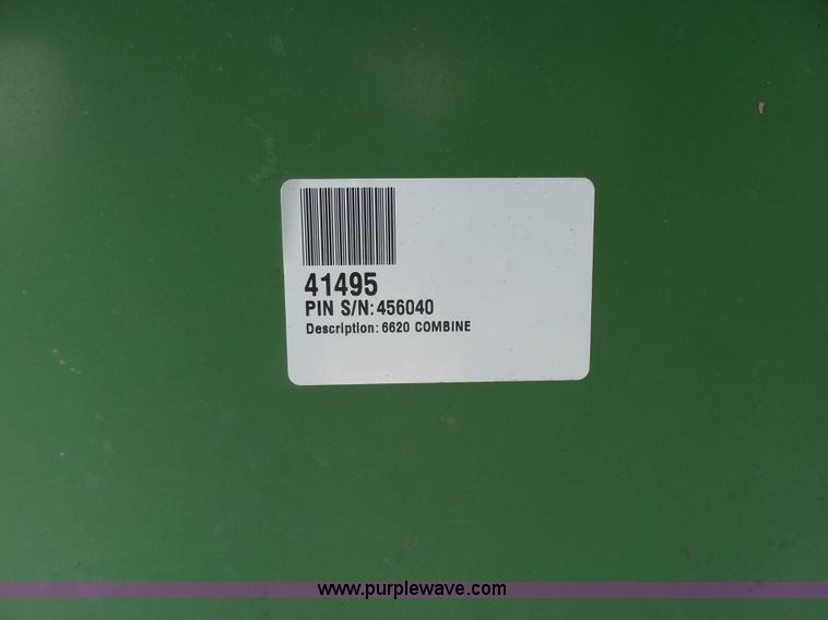 image for item K3082 1981 John Deere 6620 Turbo combine