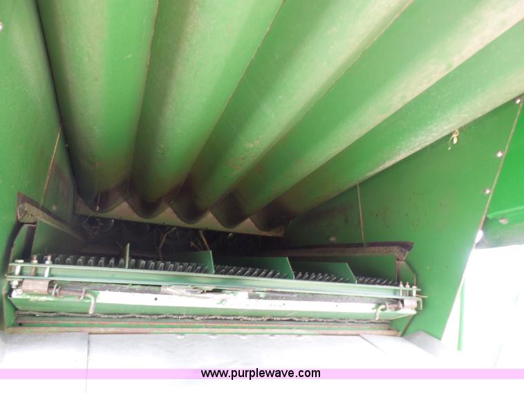 image for item K3082 1981 John Deere 6620 Turbo combine