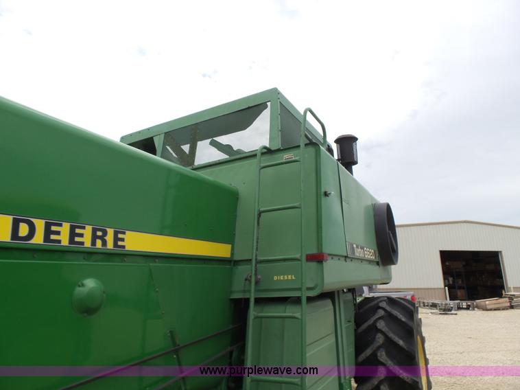 image for item K3082 1981 John Deere 6620 Turbo combine